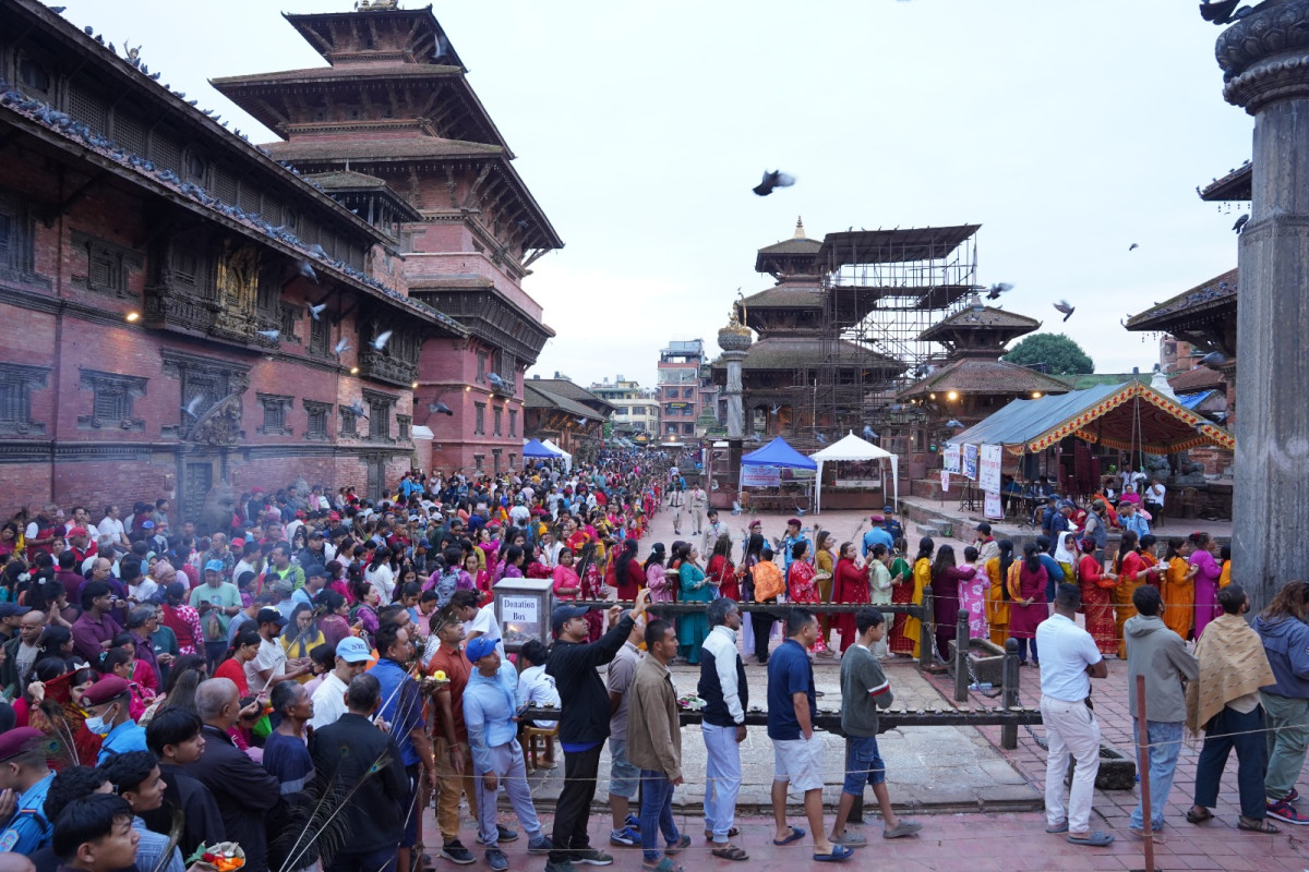 देशभर श्रद्धापूर्वक श्रीकृष्ण जन्माष्टमी मनाइँदै, कृष्ण मन्दिरहरूमा भक्तजनको घुइँचो